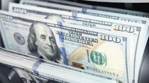 8 ayda 106 milyar dolar uluslararasi yatirim N3EUrwKL.jpg