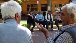 dusuk emekli ayligi ve hayat pahaliligi yasli yurttaslari iskura yoneltiyor Gyipdtt7.jpg