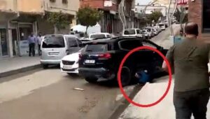 tartistigi kisiyi cipiyle ezdidehsete duseren goruntuler D536va1q.jpg